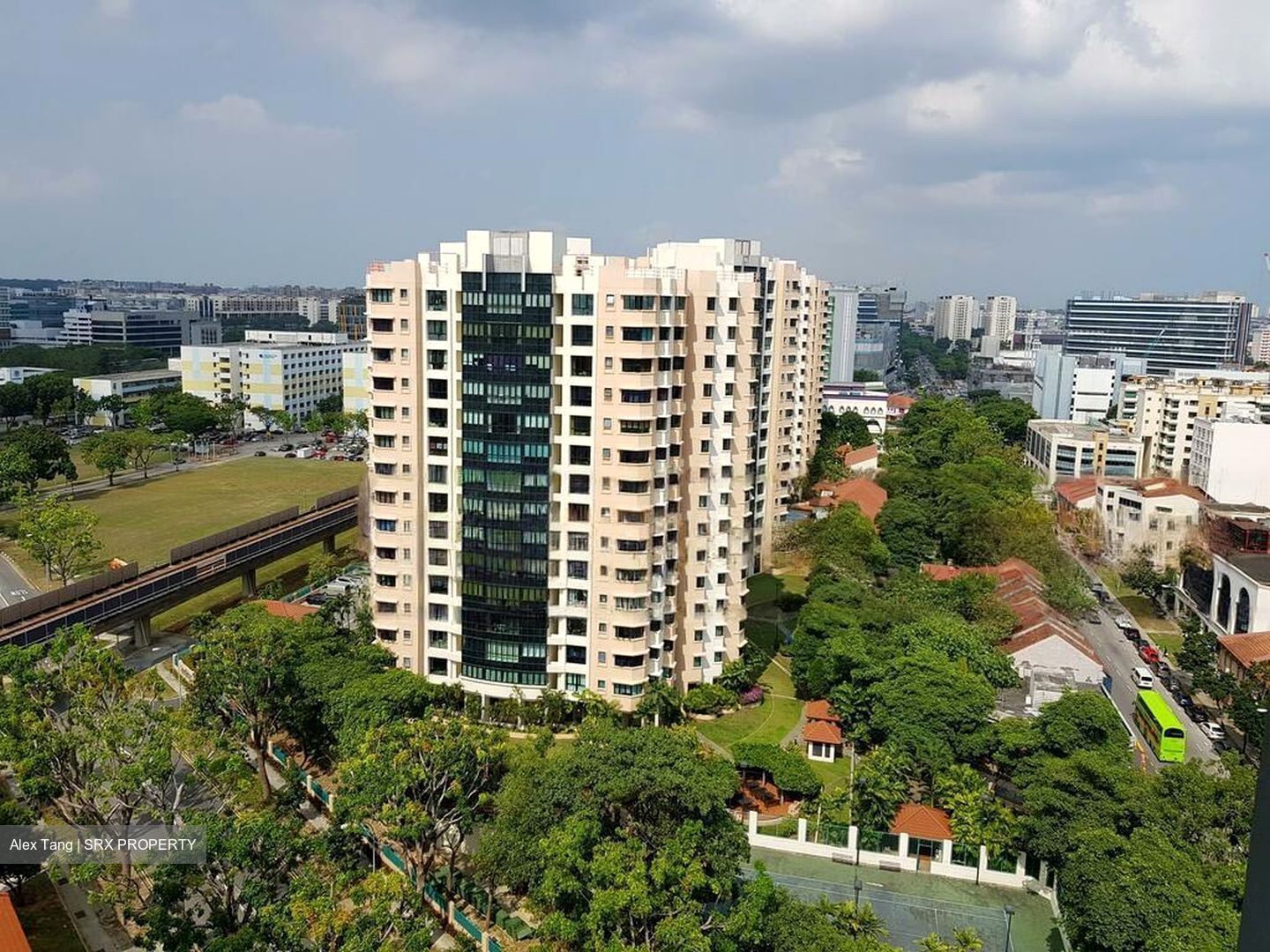 Sims Edge (D14), Apartment #480115111